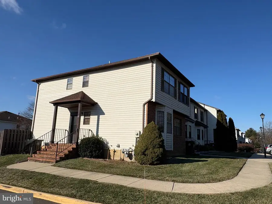 13 Bordenshire Dr, Bordentown, NJ 08505 - Image #2