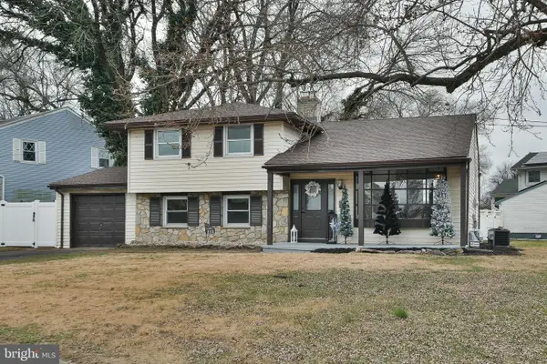 212 E Franklin Ave, EDGEWATER PARK, NJ 08010