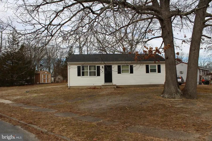 214 Scammell Dr, Browns Mills, NJ 08015 - Image #2