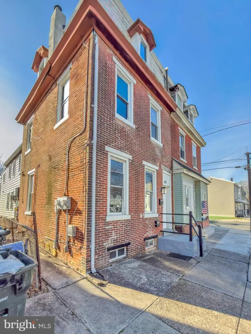 302 Jones Ave, Burlington, NJ 08016 - Image #2