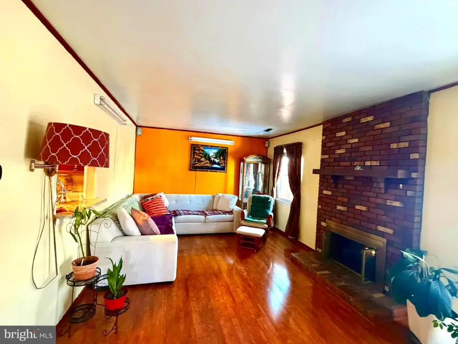 114 Burnam Wood Ct, Mount Laurel, NJ 08054 - #3