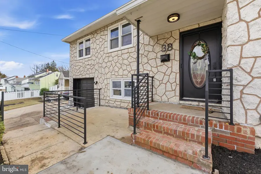 38 Tinker Dr, Mount Holly, NJ 08060 - Image #2