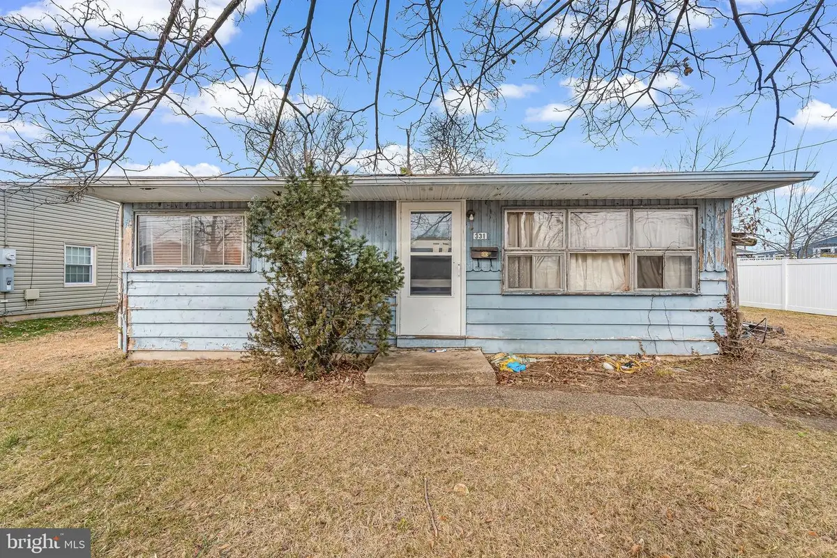 331 Collins Ln, Maple Shade, NJ 08052 - Image #1