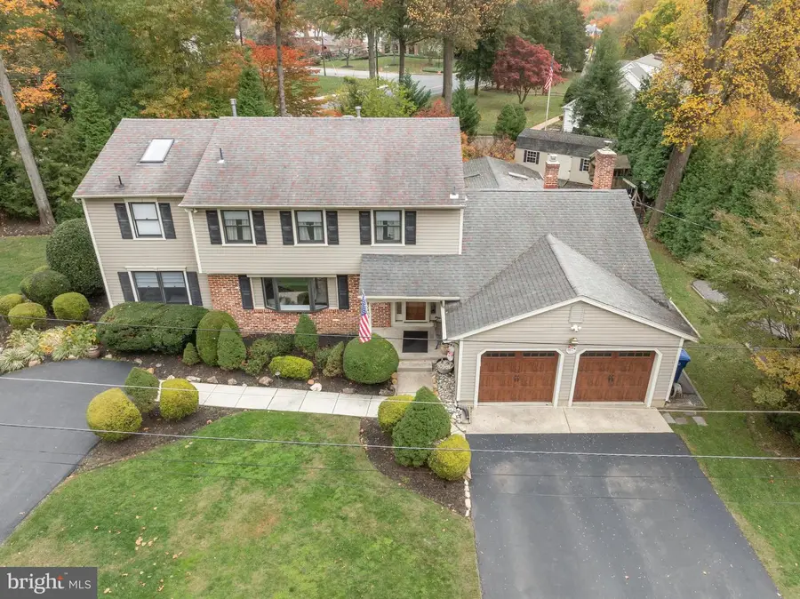 2407 Riverton Rd, Cinnaminson, NJ 08077 - Image #2