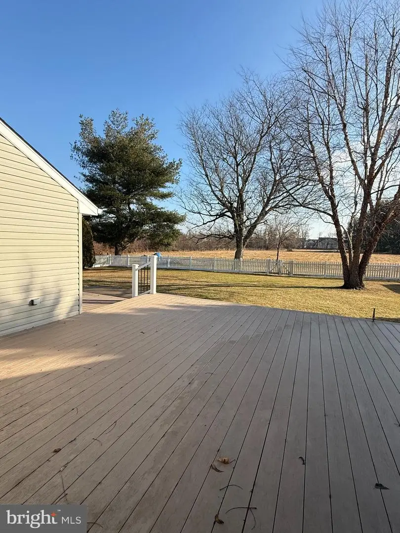 65 Fenton Ln, Chesterfield, NJ 08515 - Image #3