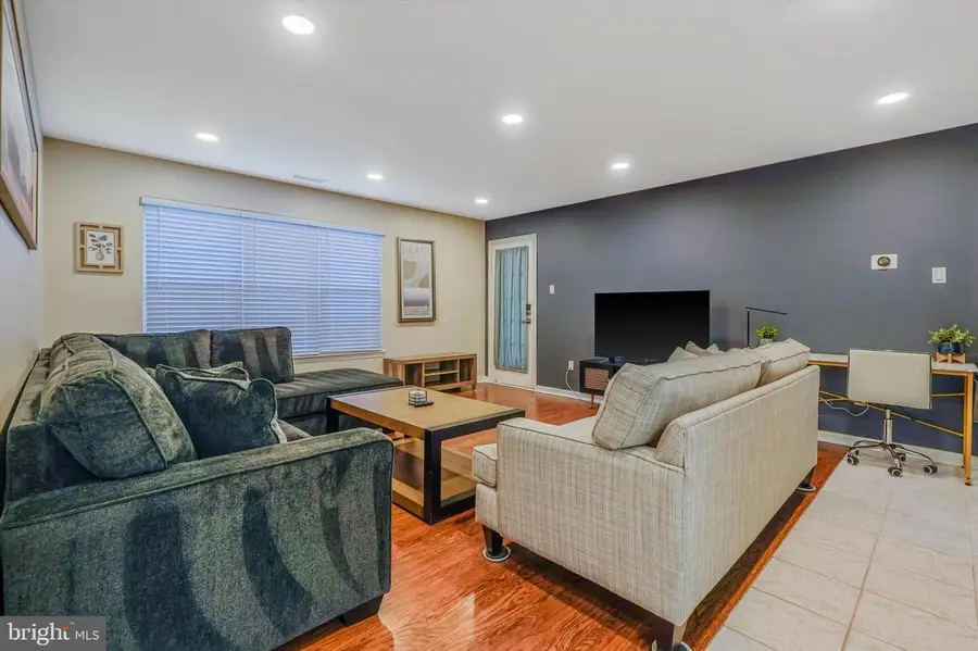 2407 Shurlock Ct, Mount Laurel, NJ 08054 - Image #2