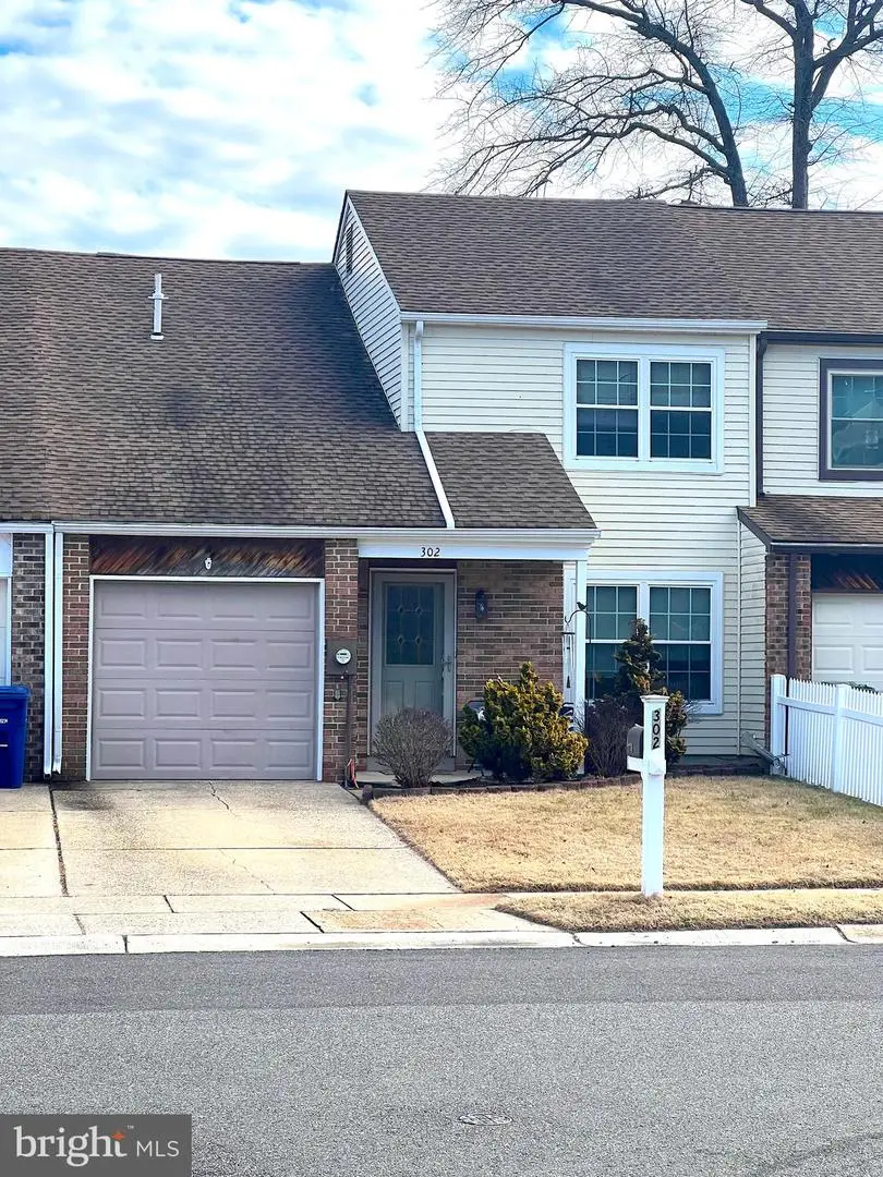 302 Foxwood Ln, Marlton, NJ 08053 - Image #2