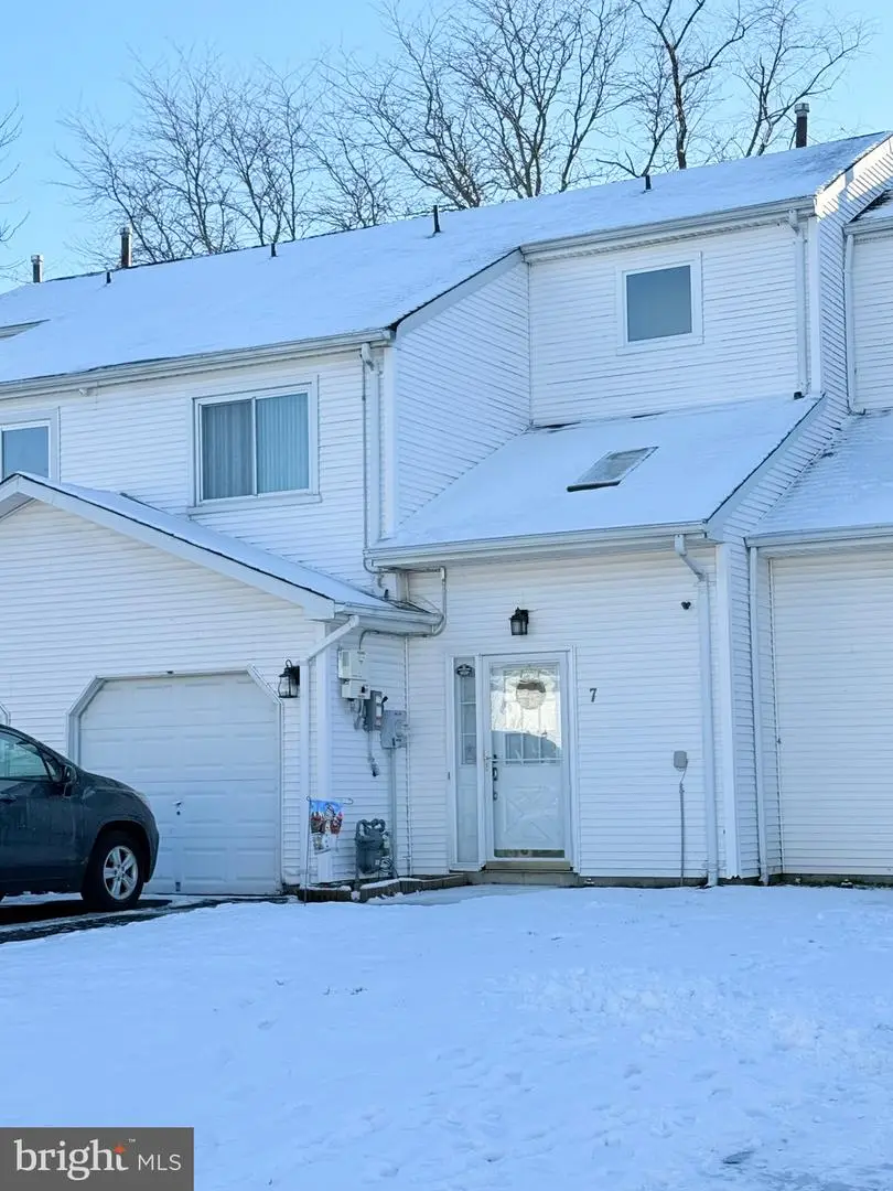 7 Marjoram Dr, Lumberton, NJ 08048 - Image #2