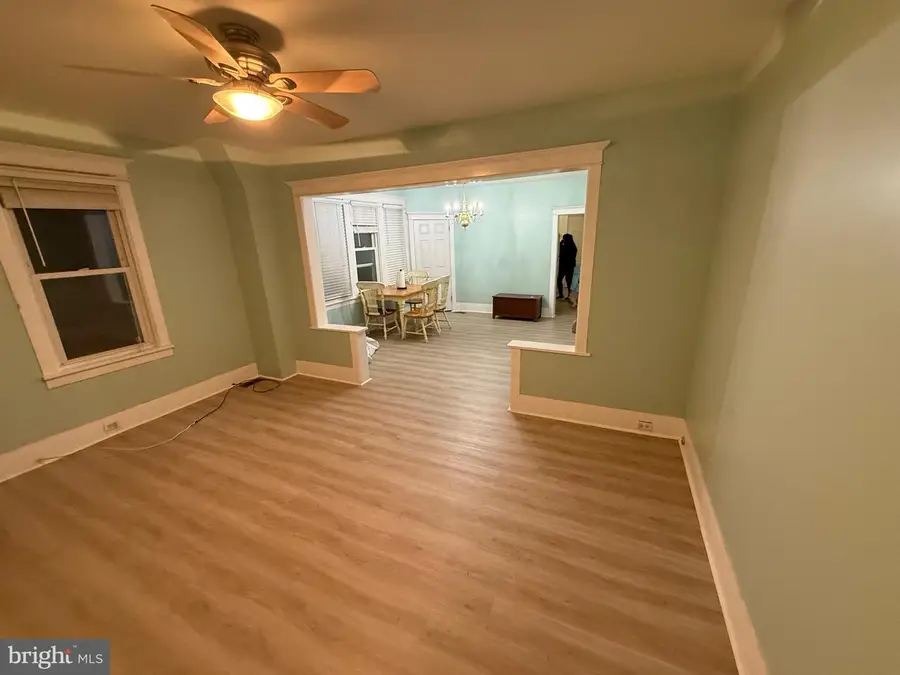 525 Bridgeboro St, Riverside, NJ 08075 - Image #3