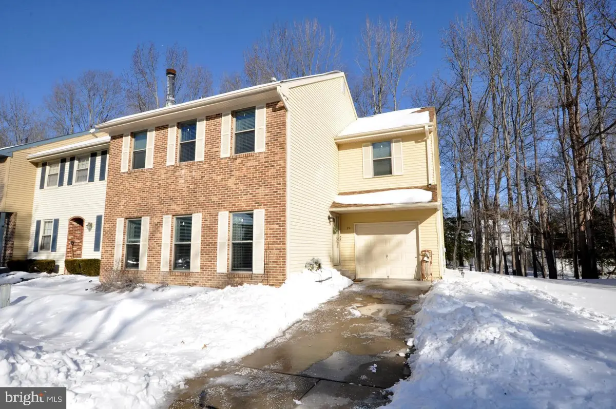 19 Blackhawk Ct, Medford, NJ 08055 - Image #1