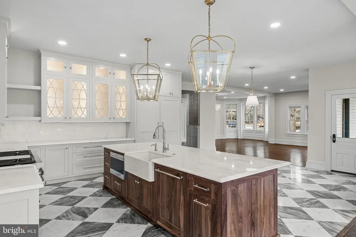 140 E Central Ave, Moorestown, NJ 08057 - #1