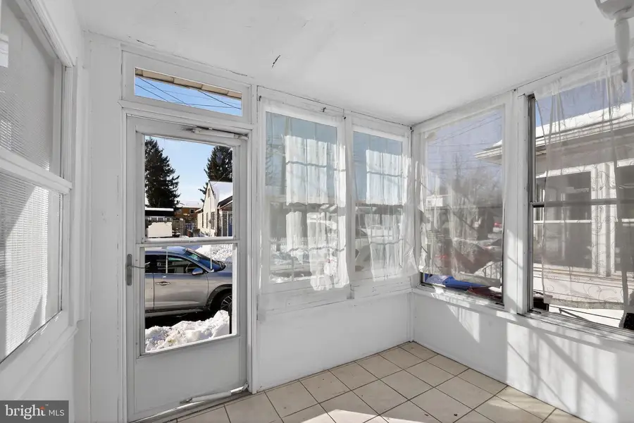 521 Bem St, Riverside, NJ 08075 - Image #2