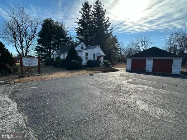 4510 Church Rd, MOUNT LAUREL, NJ 08054