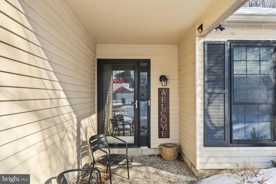 7 Stonybrook Ct, Medford, NJ 08055 - Image #3