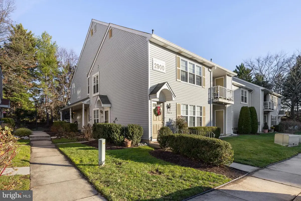 2904-b Heatherstone Ct, Mount Laurel, NJ 08054 - Image #1