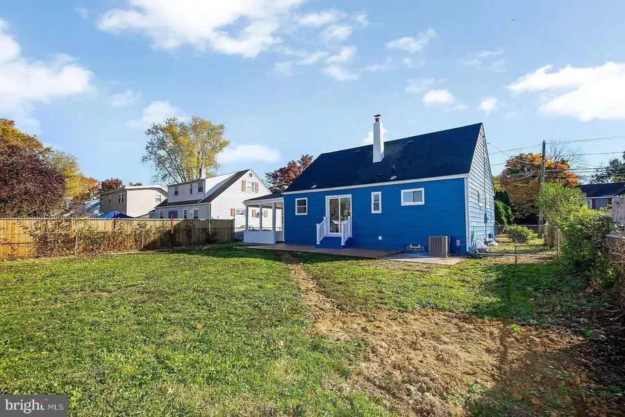 204 Woodpecker Ln, Mount Holly, NJ 08060 - Image #2