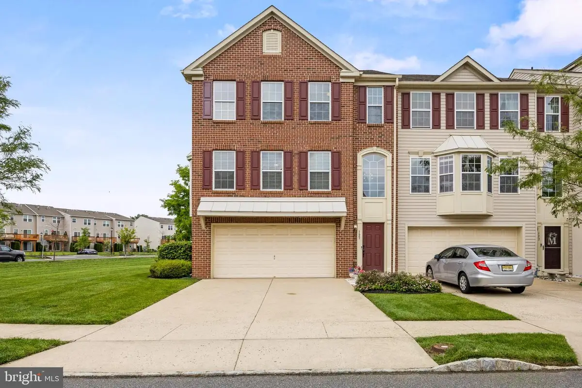 129 Helen Dr, Cinnaminson, NJ 08077 - #1