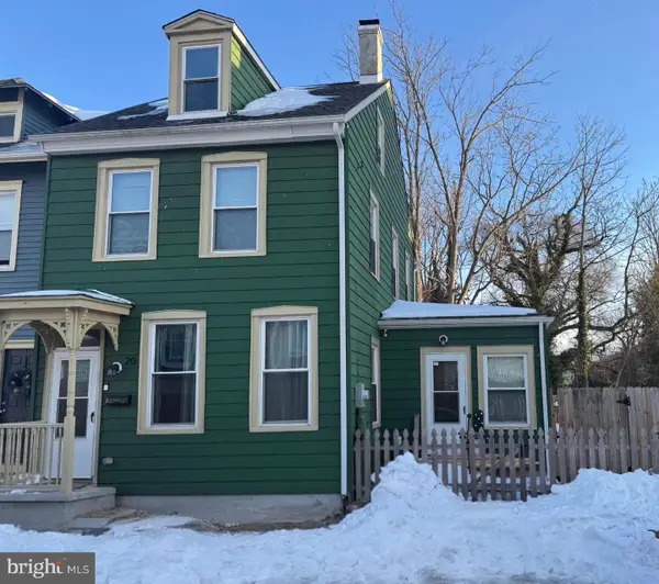 20 W Pearl St, BURLINGTON, NJ 08016