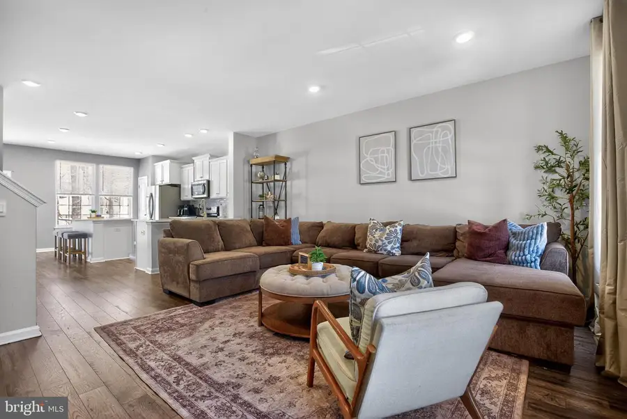 104 Levis Dr, Mount Holly, NJ 08060 - Image #2