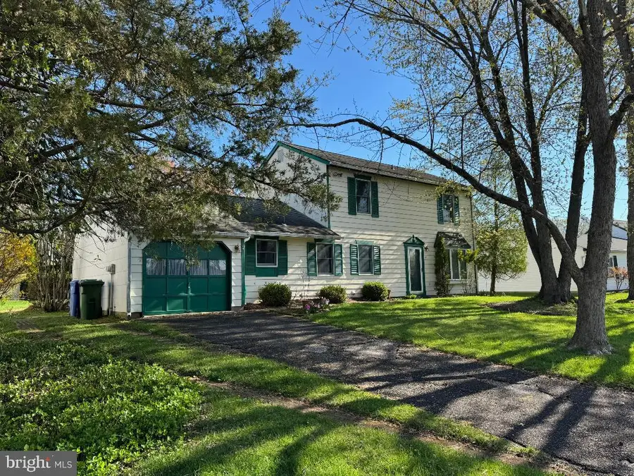 17 Grayburn Dr, Marlton, NJ 08053 - #3