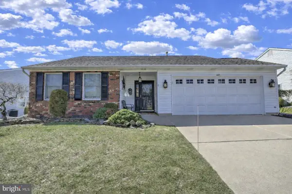 225 Wagon Wheel Ln, COLUMBUS, NJ 08022