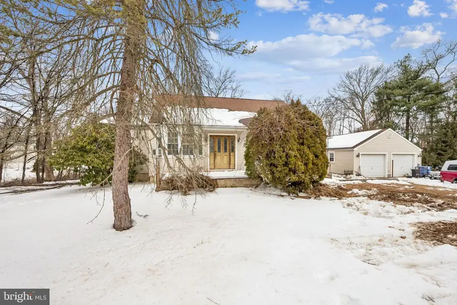 28 13th St, Burlington, NJ 08016 - #2