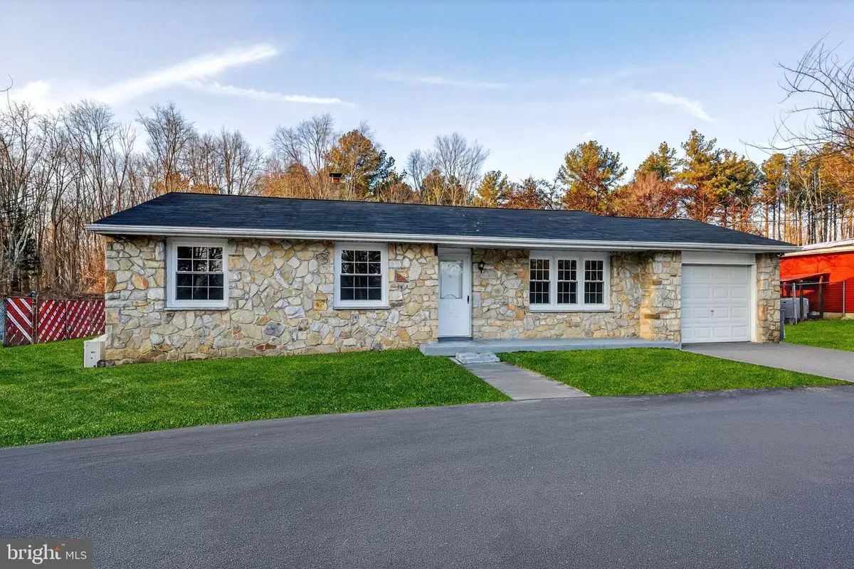 2795 Monmouth Rd, Jobstown, NJ 08041 - #1