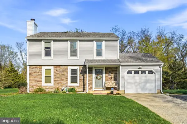 10 Carlyle Dr, WRIGHTSTOWN, NJ 08562