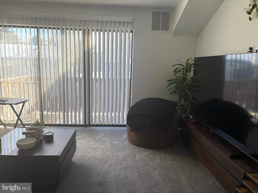 802 Lindsey Ct, Marlton, NJ 08053 - #3