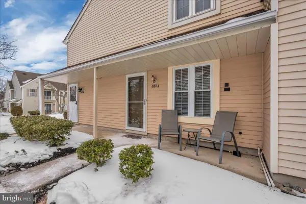 882a Scotswood Ct #882, MOUNT LAUREL, NJ 08054