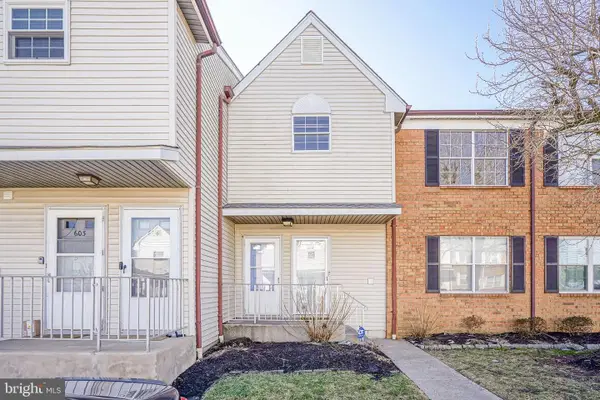 605 Woodchip Rd, LUMBERTON, NJ 08048