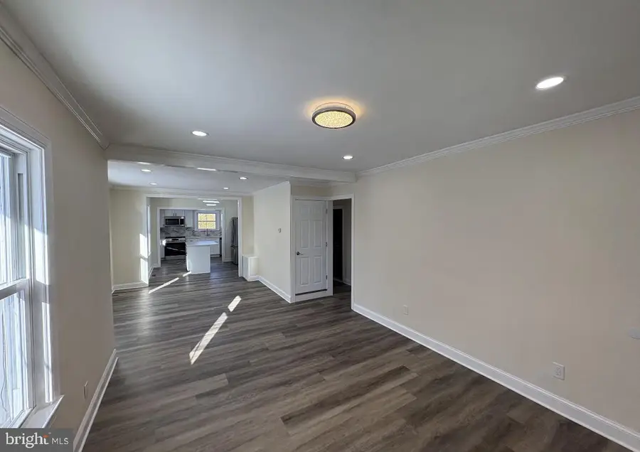 405 Elm Ave, Riverton, NJ 08077 - #3