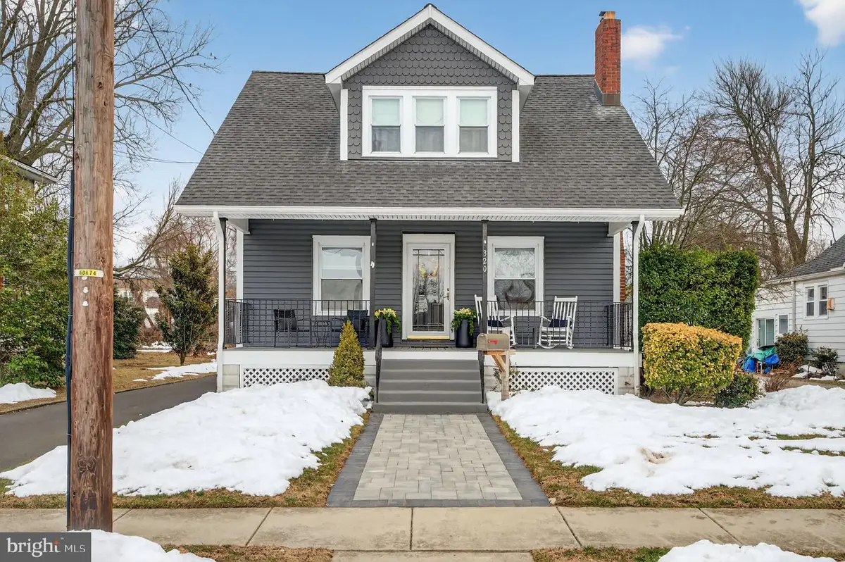 320 Glenwood Ave, Burlington, NJ 08016 - #1