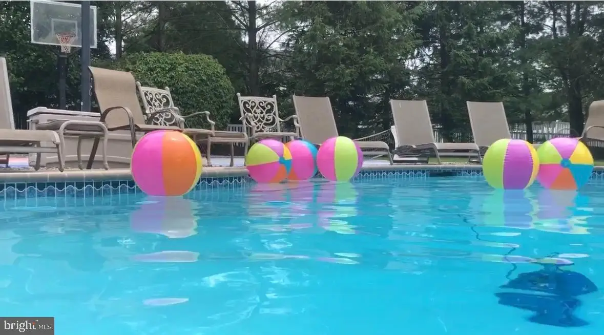 71 Broadacre Dr, Mount Laurel, NJ 08054 - #1