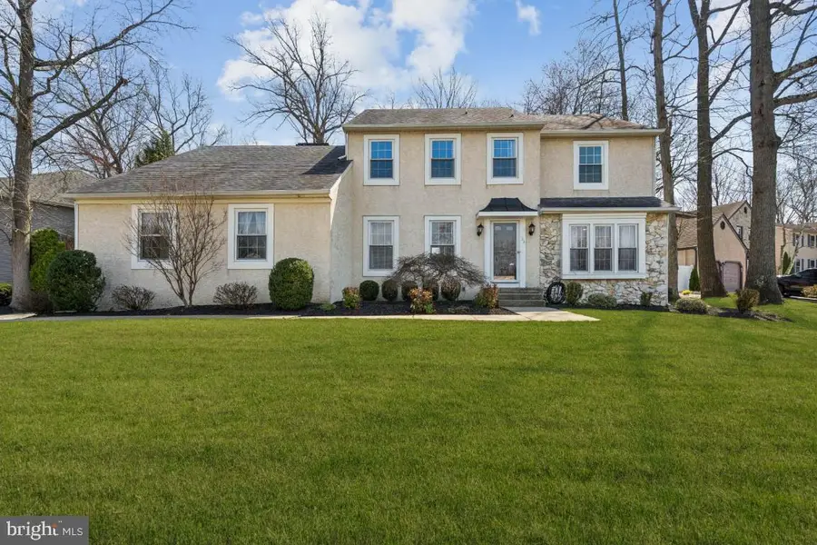 24 Whitechapel Dr, Mount Laurel, NJ 08054 - #2