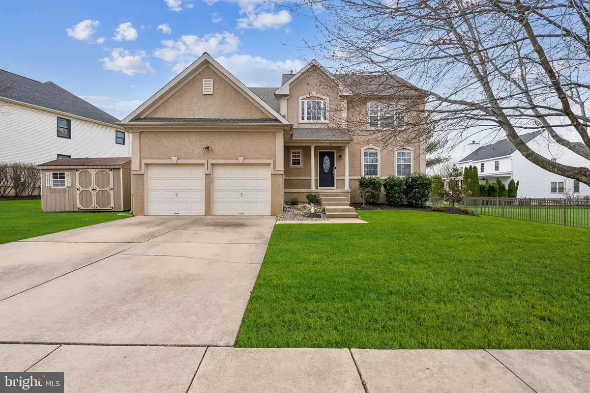 4 Saratoga Springs Dr, Cinnaminson, NJ 08077 - #1