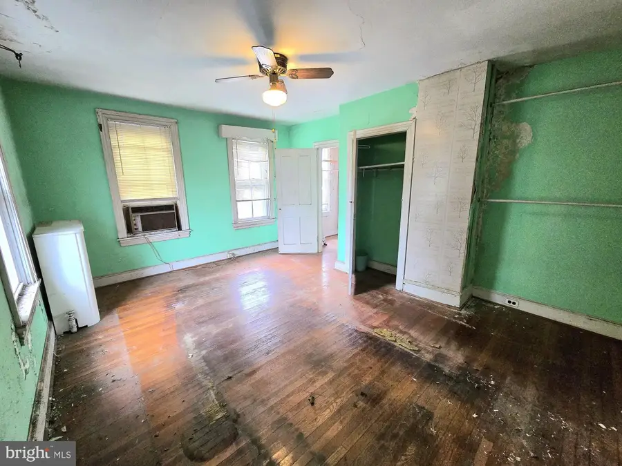 43 Rowland St, Palmyra, NJ 08065 - #3