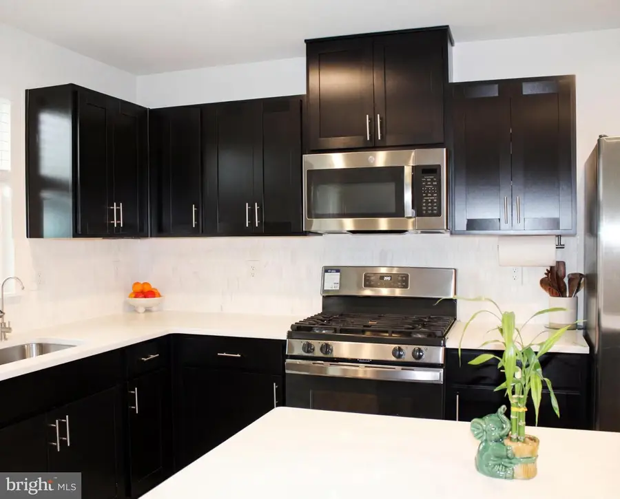 43 F Parsons Blvd, Beverly, NJ 08010 - #3