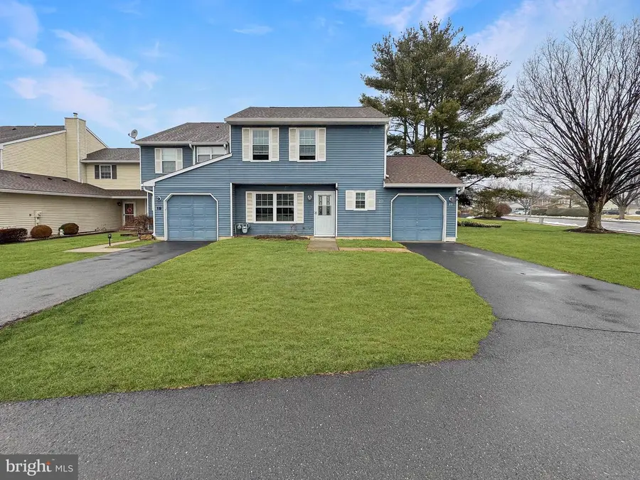 20 Berkshire Ct, Bordentown, NJ 08505 - #2