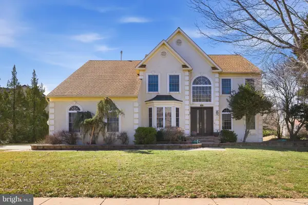 2 Rothbury Dr, LUMBERTON, NJ 08048