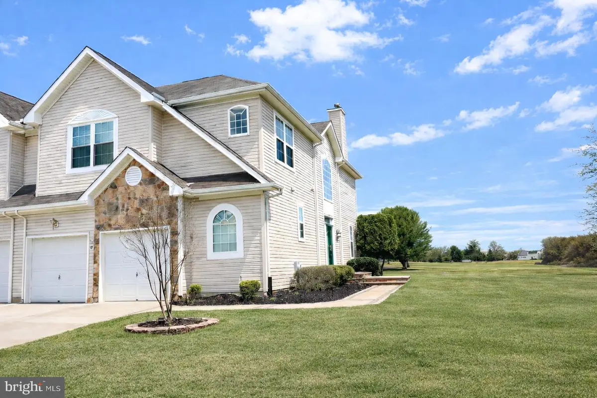 8 Saint Andrews Ct, Westampton, NJ 08060 - #1