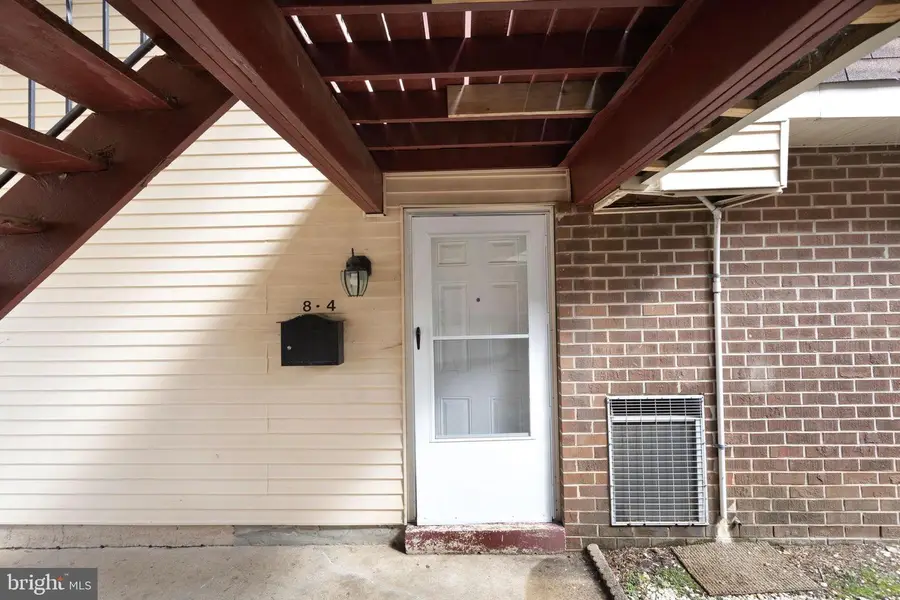 8--4 Florence Tollgate Pl, Burlington, NJ 08016 - #2