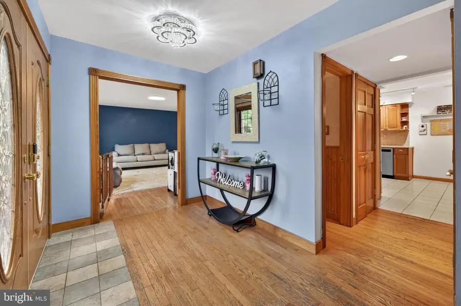 3 Meadowrue Dr, Mount Laurel, NJ 08054 - #2