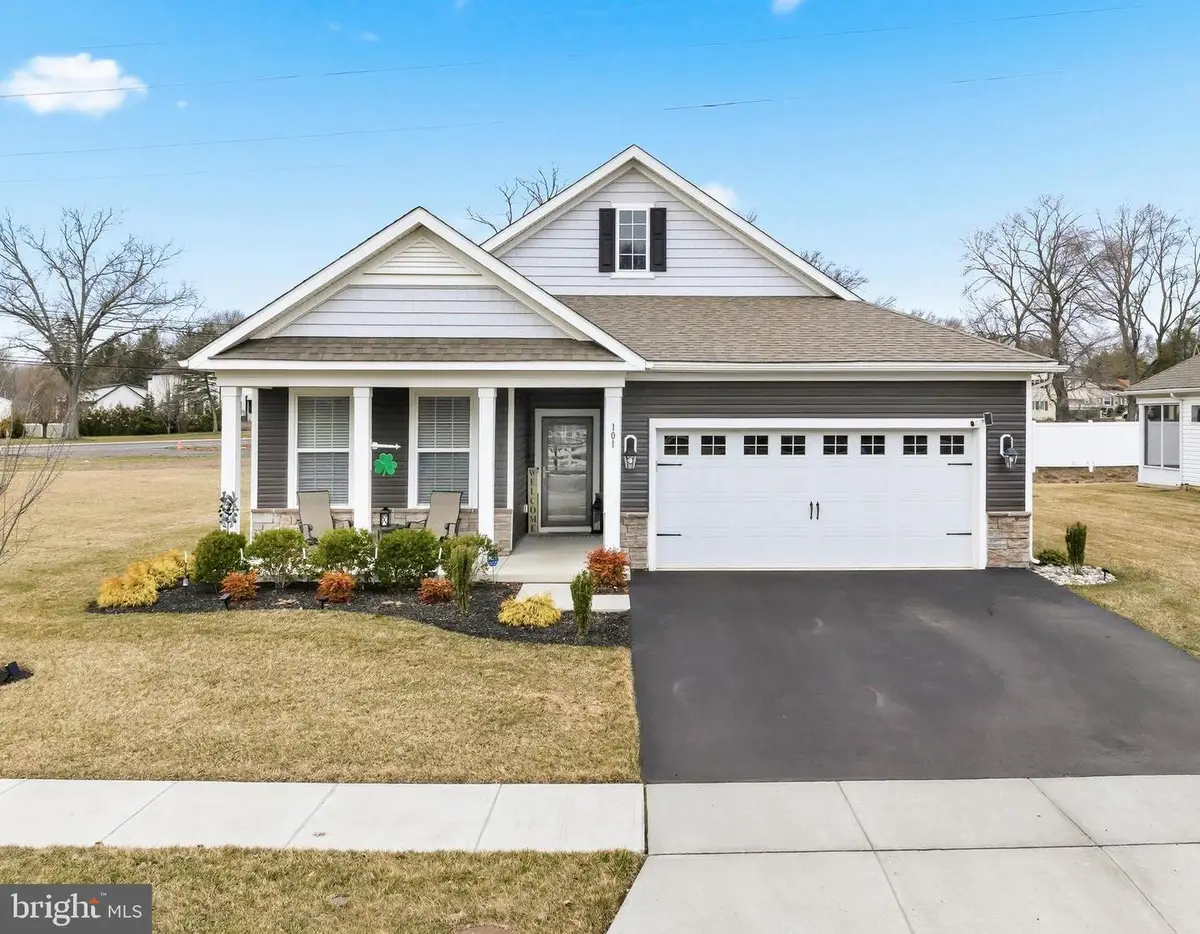 101 Congressional Ct, Moorestown, NJ 08057 - #1