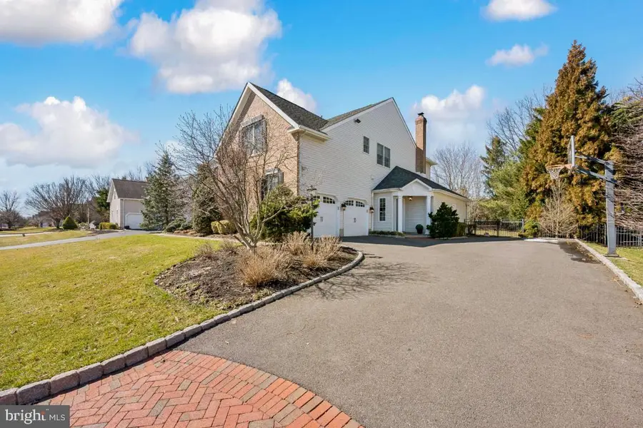 103 Oakmont Dr, Moorestown, NJ 08057 - #3