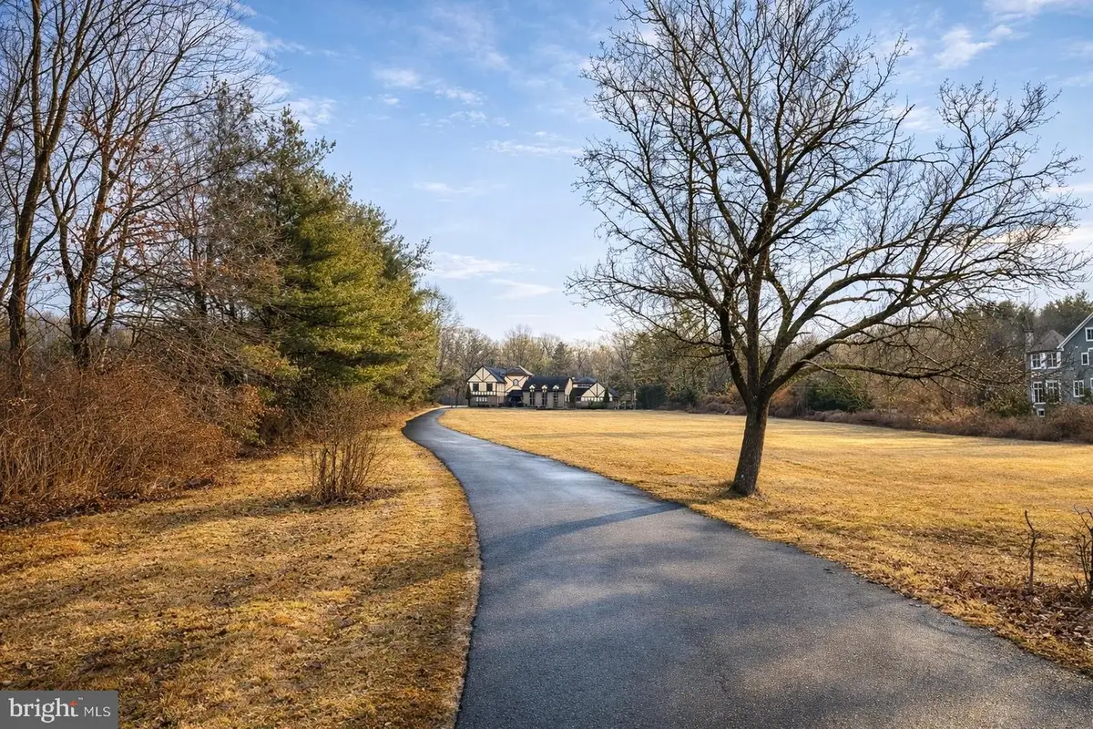 740 Garwood Rd, Moorestown, NJ 08057 - #1