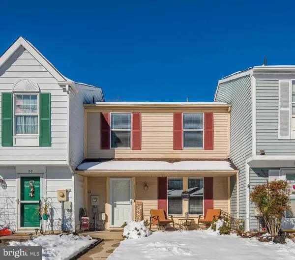 21 Waterview Ct, MARLTON, NJ 08053