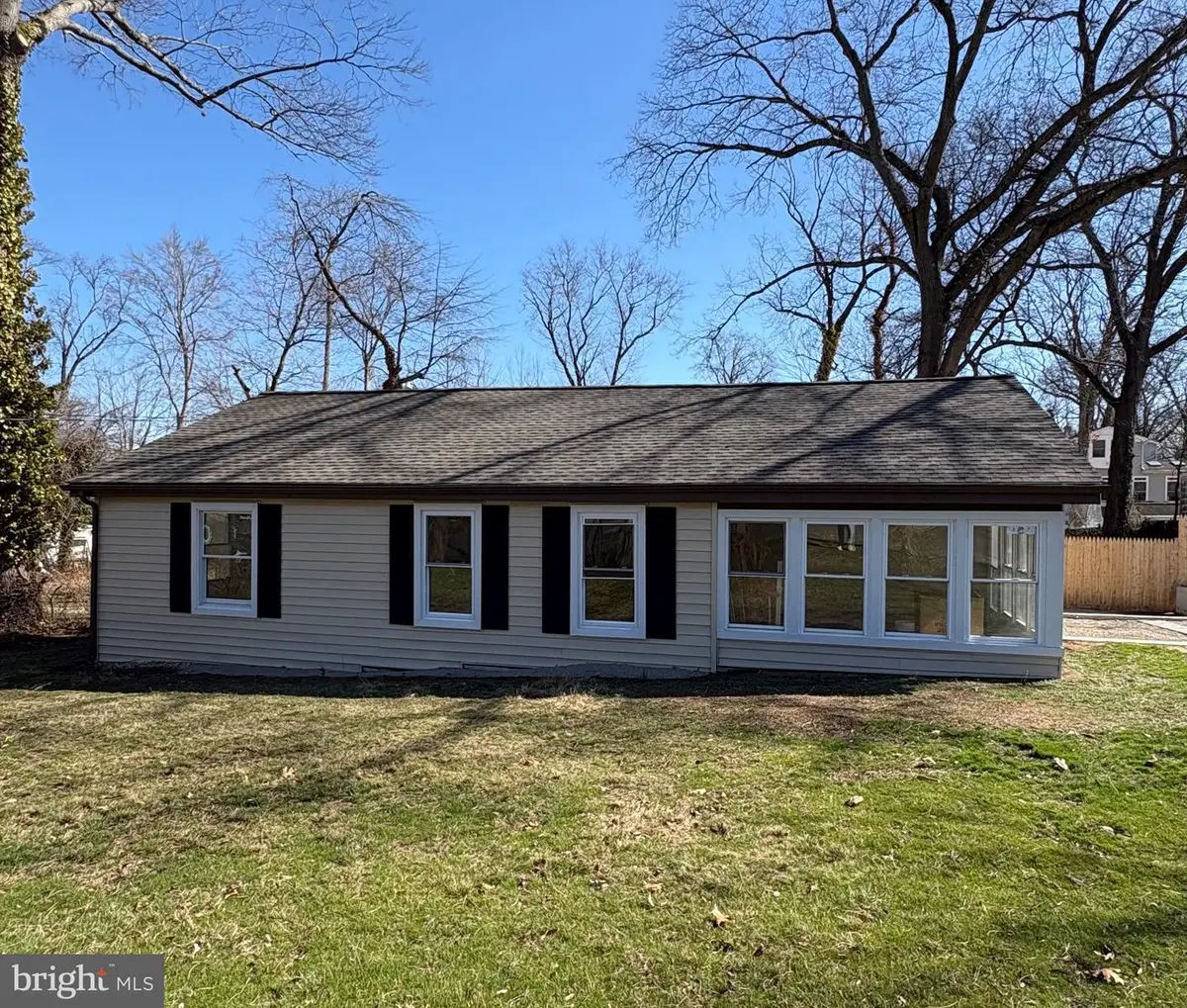 207 Pennsylvania Ave, Hainesport, NJ 08036 - #1