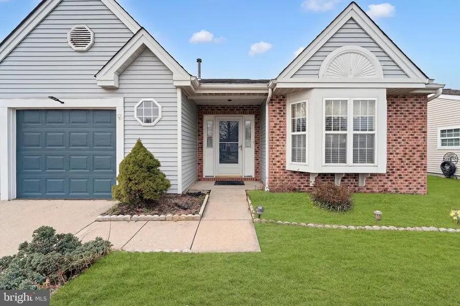 310 Moonseed Pl, Mount Laurel, NJ 08054 - #3