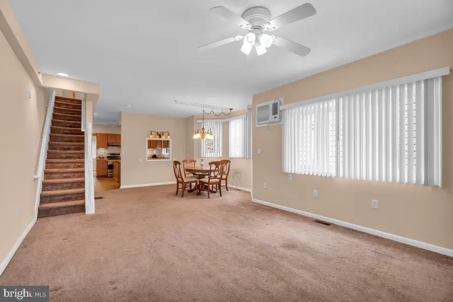 127 W Federal St, Burlington, NJ 08016 - #3